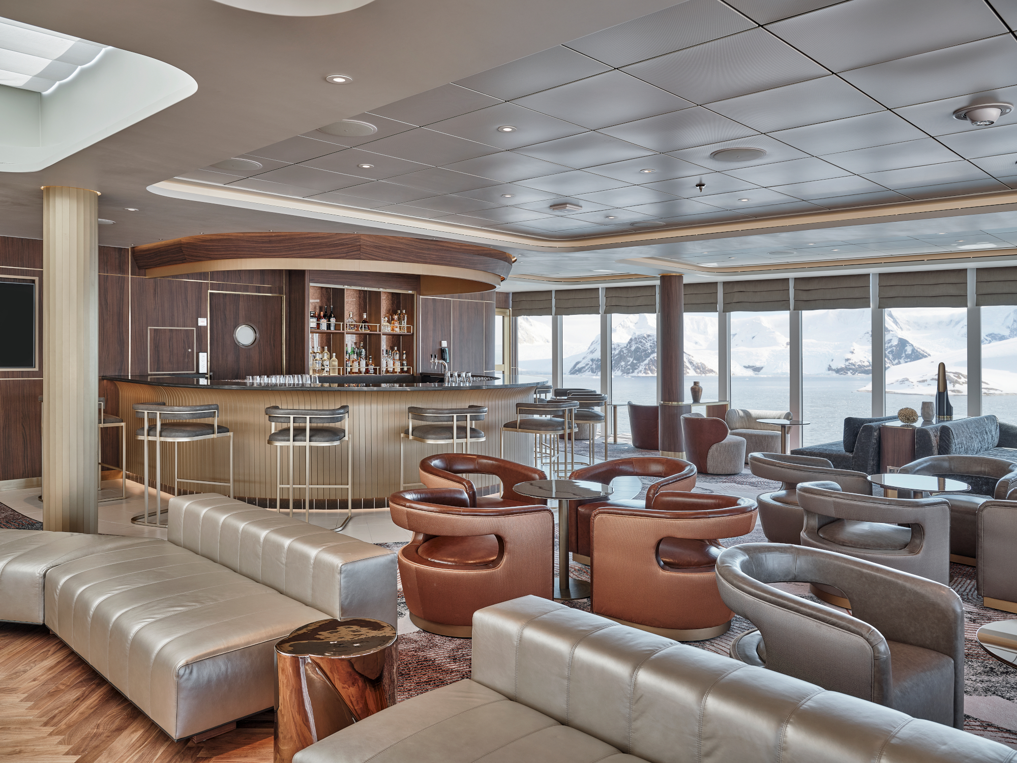 MyCruise Silversea Silver-Endeavour Offentlige-arealer Barer-lounger-atrium11